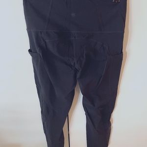 Black Athleta cropped leggings with mesh detail size MP